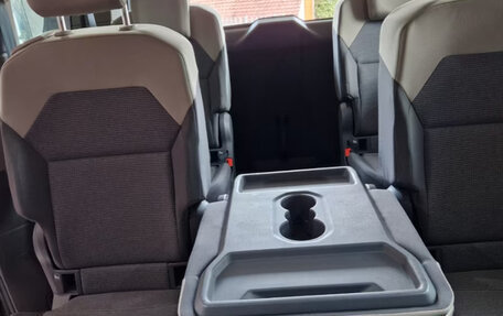 Volkswagen Multivan, 2024 год, 5 607 677 рублей, 9 фотография