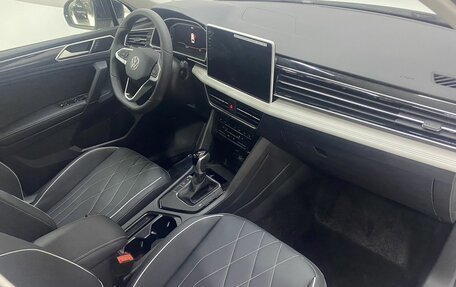 Volkswagen Tiguan II, 2026 год, 3 949 000 рублей, 13 фотография