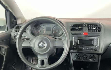 Volkswagen Polo VI (EU Market), 2014 год, 600 000 рублей, 11 фотография