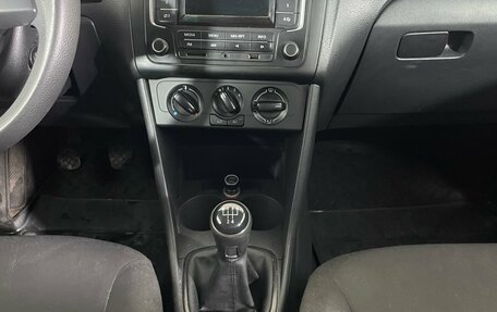 Volkswagen Polo VI (EU Market), 2014 год, 600 000 рублей, 13 фотография