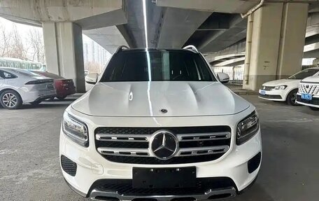 Mercedes-Benz GLB, 2022 год, 2 790 000 рублей, 2 фотография