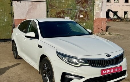 KIA Optima IV, 2019 год, 1 550 000 рублей, 1 фотография