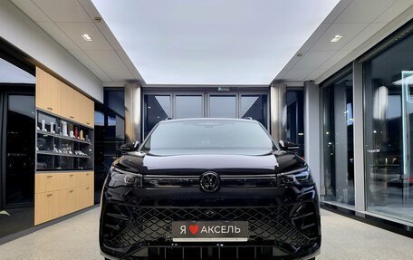 Volkswagen Tiguan, 2025 год, 5 049 000 рублей, 2 фотография