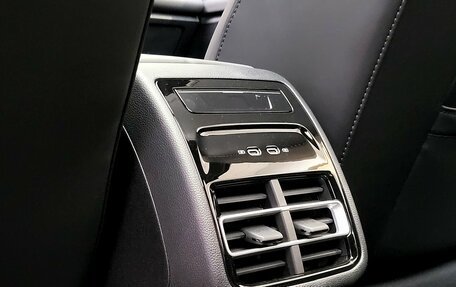 Volkswagen Tiguan, 2025 год, 5 049 000 рублей, 13 фотография