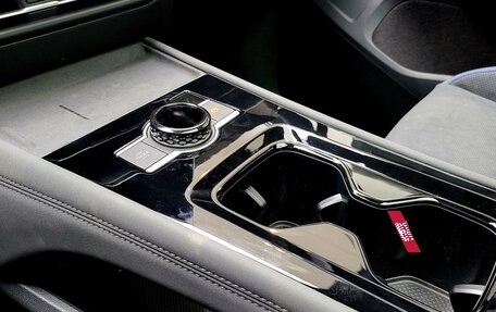 Volkswagen Tiguan, 2025 год, 5 049 000 рублей, 18 фотография