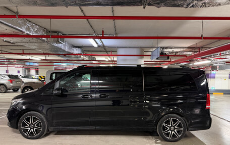 Mercedes-Benz V-Класс, 2019 год, 5 150 000 рублей, 4 фотография