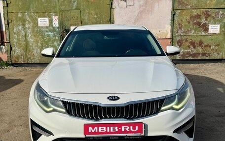 KIA Optima IV, 2019 год, 1 550 000 рублей, 2 фотография