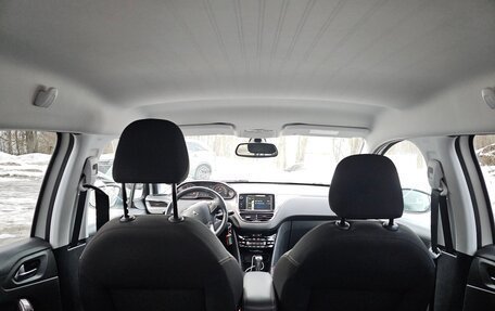 Peugeot 2008 II, 2014 год, 700 000 рублей, 10 фотография