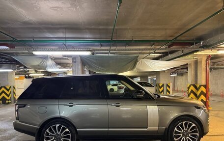 Land Rover Range Rover IV рестайлинг, 2018 год, 8 800 000 рублей, 3 фотография