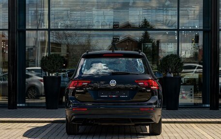 Volkswagen Tiguan II, 2017 год, 1 695 000 рублей, 5 фотография