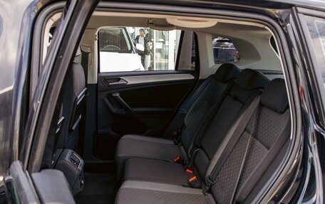 Volkswagen Tiguan II, 2017 год, 1 695 000 рублей, 17 фотография