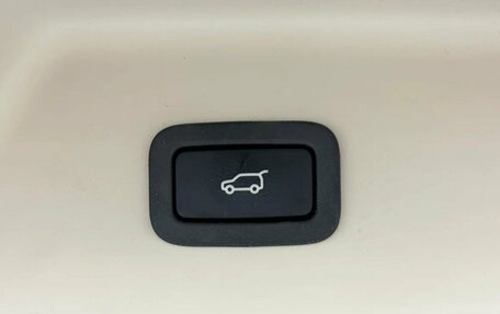 Land Rover Range Rover IV рестайлинг, 2015 год, 4 370 000 рублей, 30 фотография