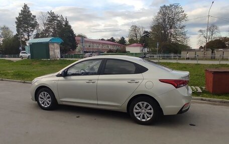 Hyundai Solaris II рестайлинг, 2018 год, 1 419 000 рублей, 1 фотография