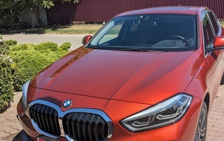 BMW 1 серия, 2020 год, 3 000 000 рублей, 1 фотография