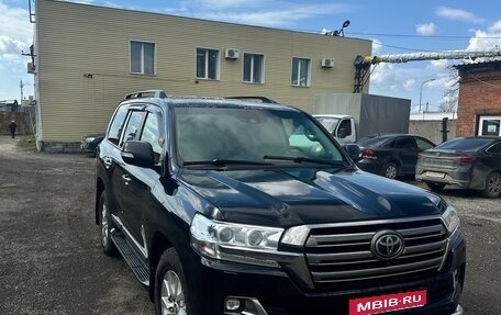 Toyota Land Cruiser 200, 2016 год, 4 900 000 рублей, 1 фотография