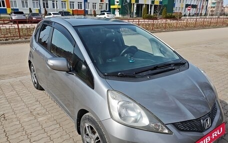 Honda Jazz II рестайлинг, 2009 год, 820 000 рублей, 1 фотография