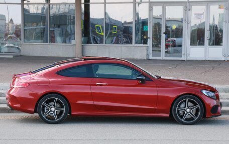 Mercedes-Benz C-Класс, 2016 год, 2 600 000 рублей, 2 фотография
