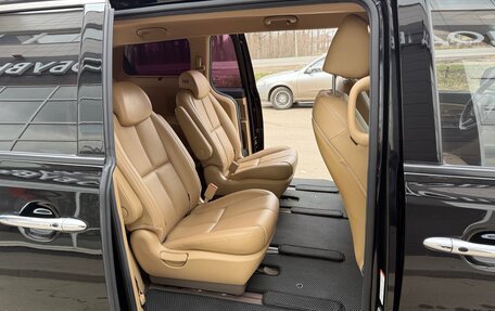 KIA Carnival III, 2019 год, 3 200 000 рублей, 9 фотография