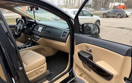 KIA Carnival III, 2019 год, 3 200 000 рублей, 8 фотография