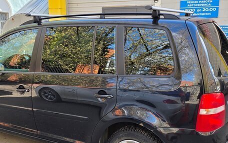 Volkswagen Touran III, 2006 год, 540 000 рублей, 4 фотография