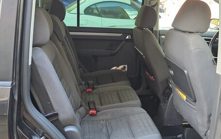 Volkswagen Touran III, 2006 год, 540 000 рублей, 10 фотография