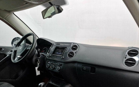 Volkswagen Tiguan I, 2016 год, 1 907 000 рублей, 13 фотография