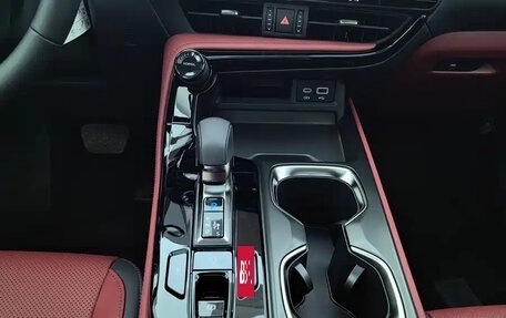 Lexus NX, 2026 год, 5 329 777 рублей, 13 фотография