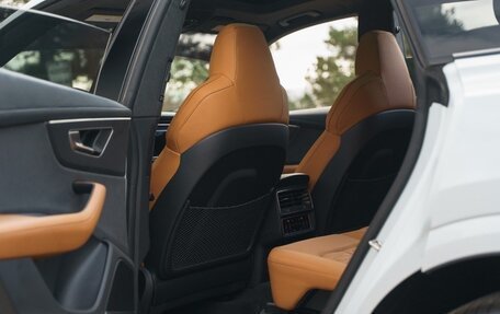 Audi RS Q8 I, 2024 год, 18 490 000 рублей, 26 фотография