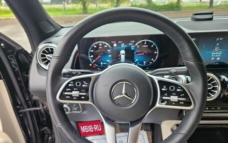 Mercedes-Benz GLB, 2023 год, 3 160 000 рублей, 12 фотография