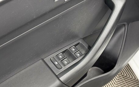 Skoda Rapid I, 2014 год, 900 000 рублей, 18 фотография