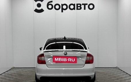 Skoda Rapid I, 2014 год, 900 000 рублей, 6 фотография