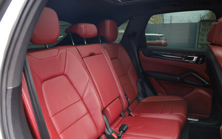 Porsche Cayenne III, 2019 год, 5 569 000 рублей, 11 фотография