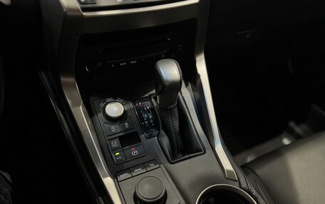 Lexus NX I, 2015 год, 2 870 000 рублей, 12 фотография