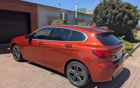 BMW 1 серия, 2020 год, 3 000 000 рублей, 4 фотография