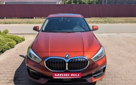 BMW 1 серия, 2020 год, 3 000 000 рублей, 12 фотография