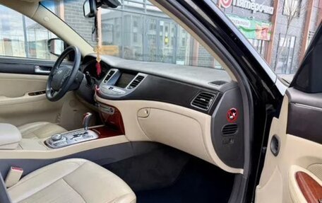 Hyundai Genesis I рестайлинг, 2011 год, 1 320 000 рублей, 3 фотография