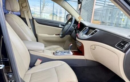 Hyundai Genesis I рестайлинг, 2011 год, 1 320 000 рублей, 4 фотография