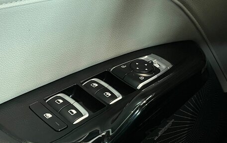 KIA K5, 2020 год, 2 450 000 рублей, 31 фотография