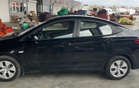 Hyundai Solaris II рестайлинг, 2016 год, 820 000 рублей, 3 фотография