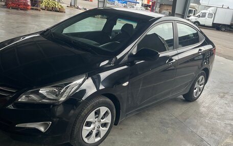 Hyundai Solaris II рестайлинг, 2016 год, 820 000 рублей, 4 фотография