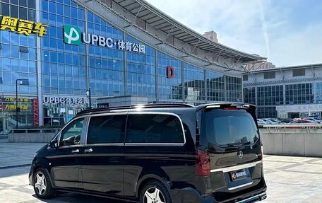 Mercedes-Benz Vito, 2024 год, 7 040 000 рублей, 4 фотография