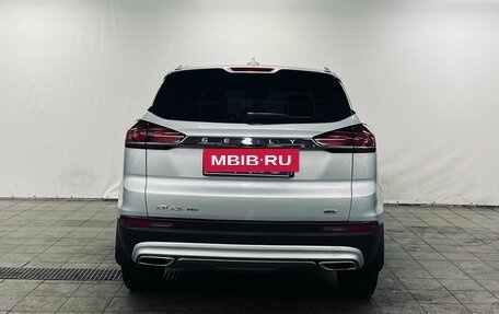 Geely Atlas, 2023 год, 1 790 000 рублей, 4 фотография