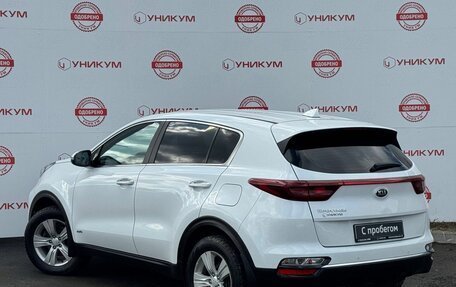 KIA Sportage IV рестайлинг, 2018 год, 2 049 000 рублей, 3 фотография