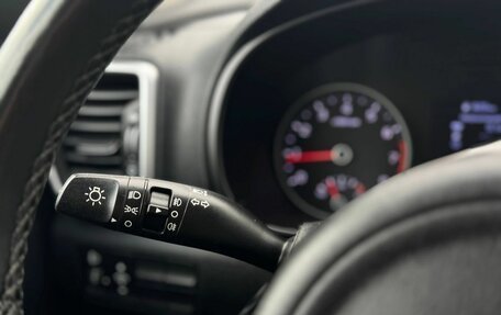 KIA Sportage IV рестайлинг, 2018 год, 2 049 000 рублей, 28 фотография