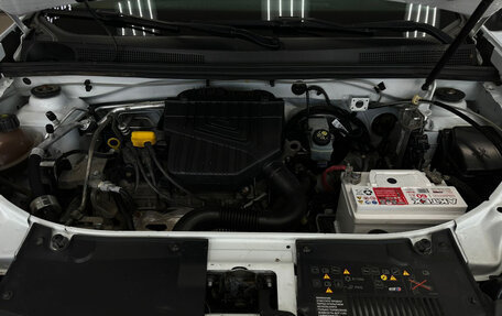 Renault Logan II, 2018 год, 450 000 рублей, 17 фотография