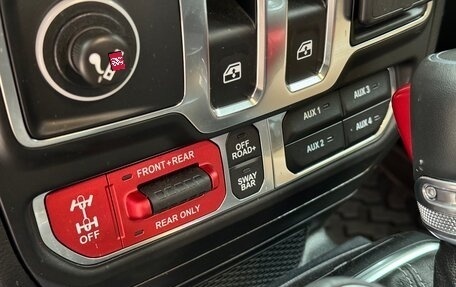 Jeep Wrangler, 2021 год, 7 990 000 рублей, 25 фотография