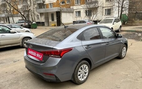 Hyundai Solaris II рестайлинг, 2017 год, 1 140 000 рублей, 2 фотография