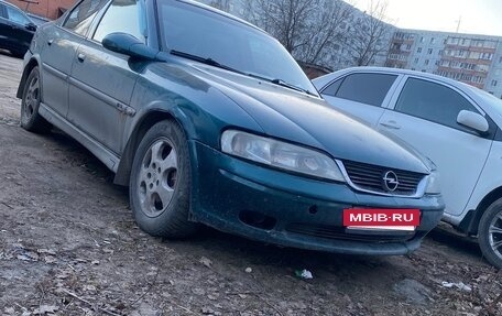 Opel Vectra B рестайлинг, 2000 год, 130 000 рублей, 2 фотография