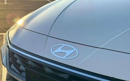 Hyundai Elantra, 2023 год, 1 700 000 рублей, 9 фотография