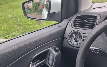 Volkswagen Polo VI (EU Market), 2015 год, 610 000 рублей, 2 фотография